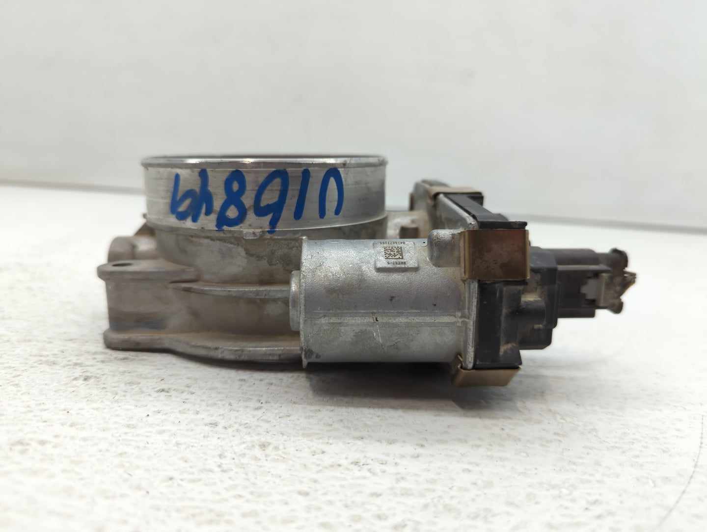 2016-2021 Gmc Sierra 2500 Throttle Body P/N:12620263 Fits Fits 2014 2015 2016 2017 2018 2019 2020 2021 2022 OEM Used Auto Pa
