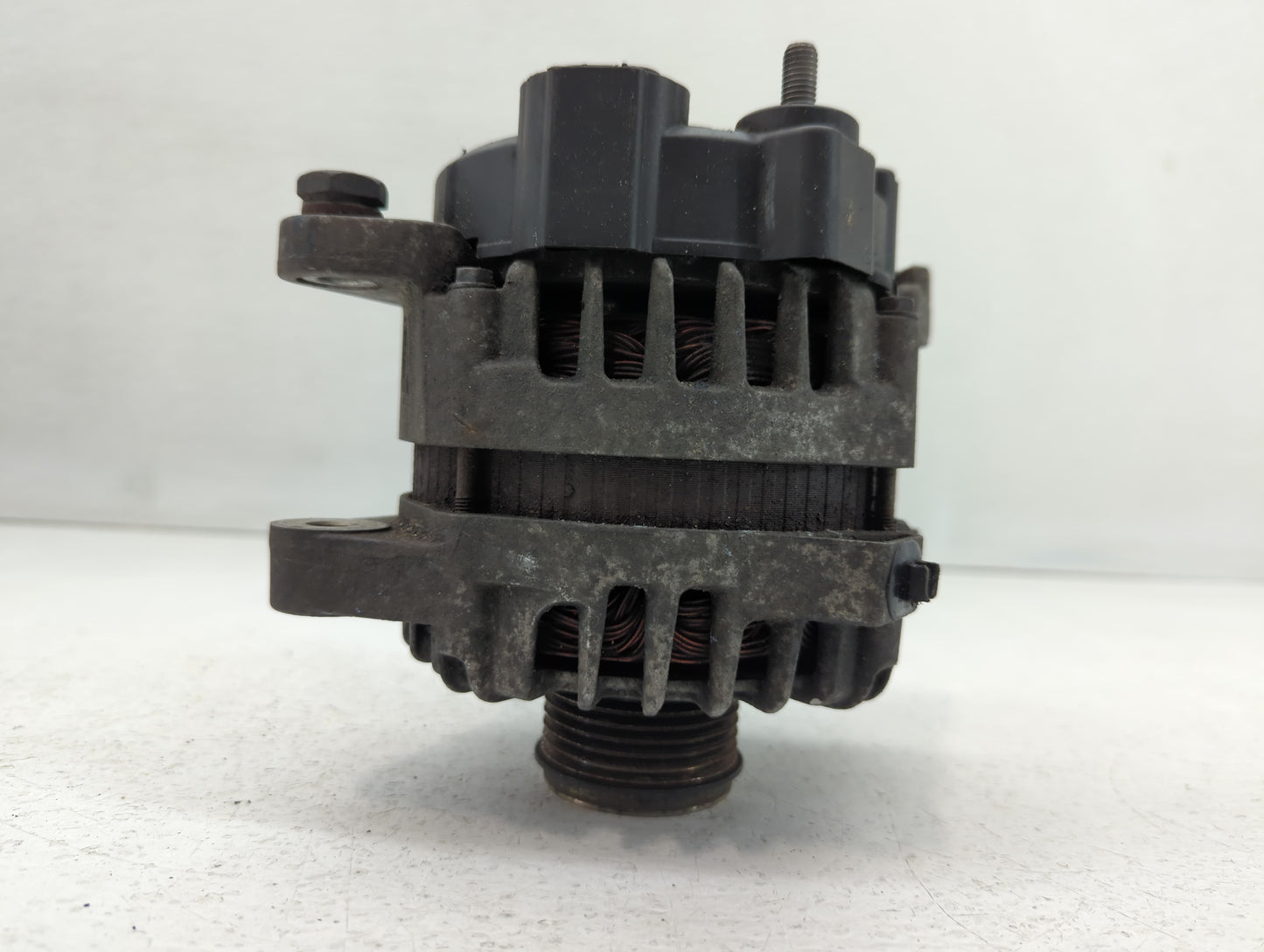 2015-2016 Gmc Sierra 2500 Alternator Replacement Generator Charging Assembly Engine OEM Fits Fits 2015 2016 2017 OEM Used Au