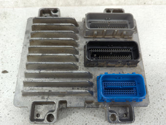 compare product 2012-2016 Gmc Sierra 3500 PCM Engine Control Computer ECU ECM PCU OEM P/N:12670335 12668866 Fits OEM Used Auto Parts