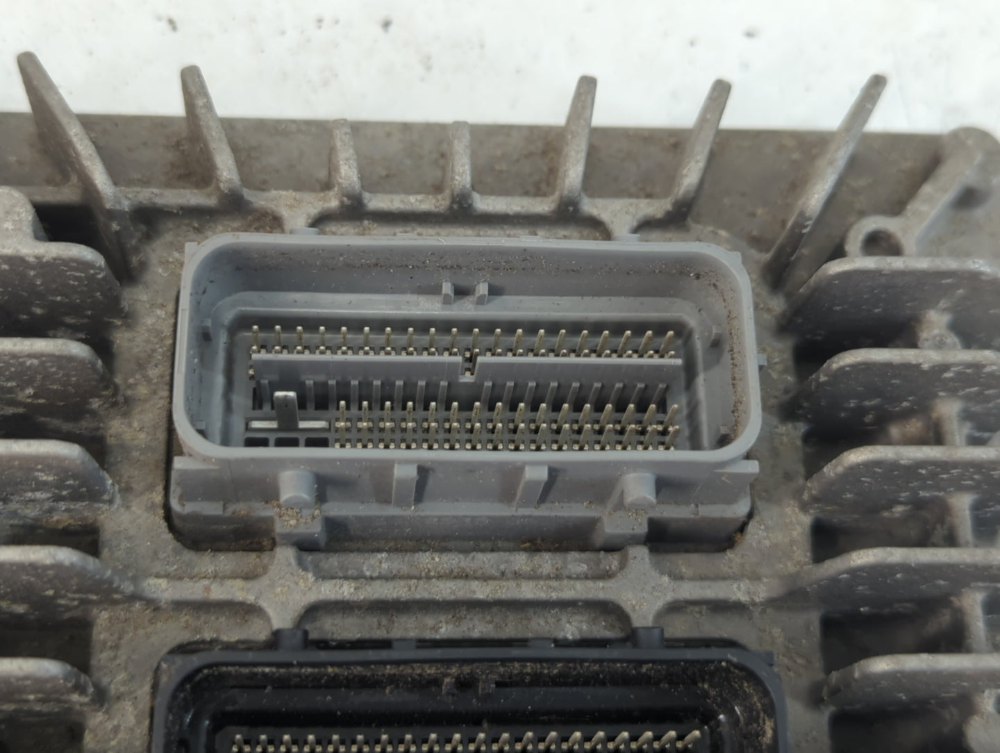 2013-2016 Gmc Terrain PCM Engine Control Computer ECU ECM PCU OEM P/N:E39A 12651807 Fits Fits 2013 2014 2015 2016 OEM Used A