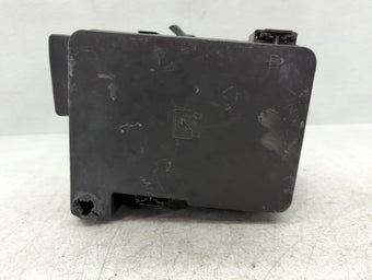 compare product 2016 Gmc Terrain Fusebox Fuse Box Panel Relay Module P/N:23325532 Fits OEM Used Auto Parts