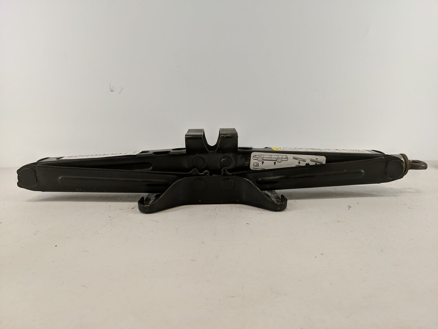 2016 Gmc Terrain Spare Scissor Car Jack - Oemusedautoparts1.com