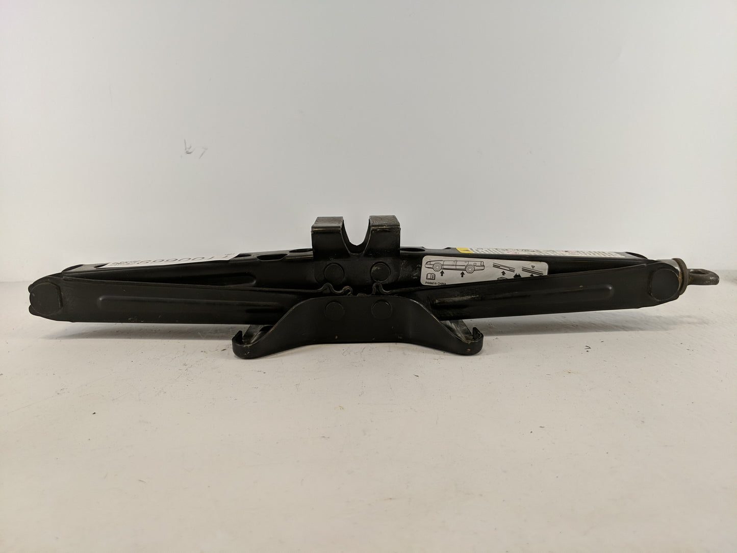 2016 Gmc Terrain Spare Scissor Car Jack - Oemusedautoparts1.com