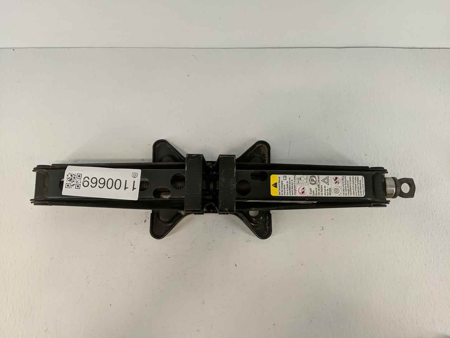 2016 Gmc Terrain Spare Scissor Car Jack - Oemusedautoparts1.com