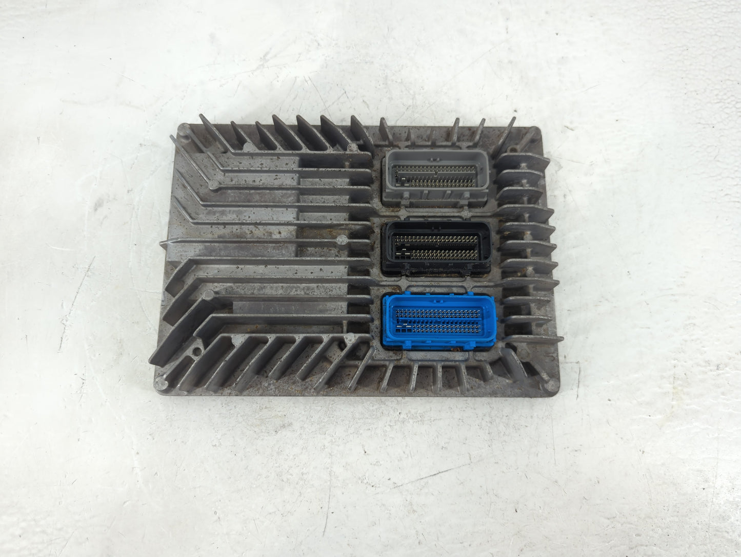 2013-2016 Gmc Terrain PCM Engine Control Computer ECU ECM PCU OEM P/N:E39A12655476 Fits Fits 2013 2014 2015 2016 OEM Used Au