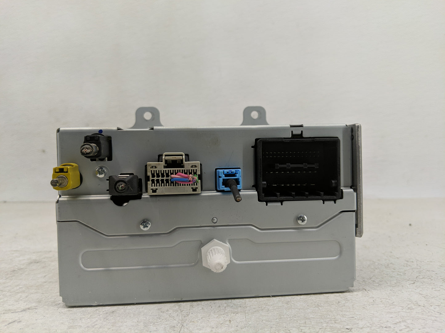 2016 Gmc Terrain Radio AM FM Cd Player Receiver Replacement P/N:23289896 Fits Fits 2015 OEM Used Auto Parts - Oemusedautopar