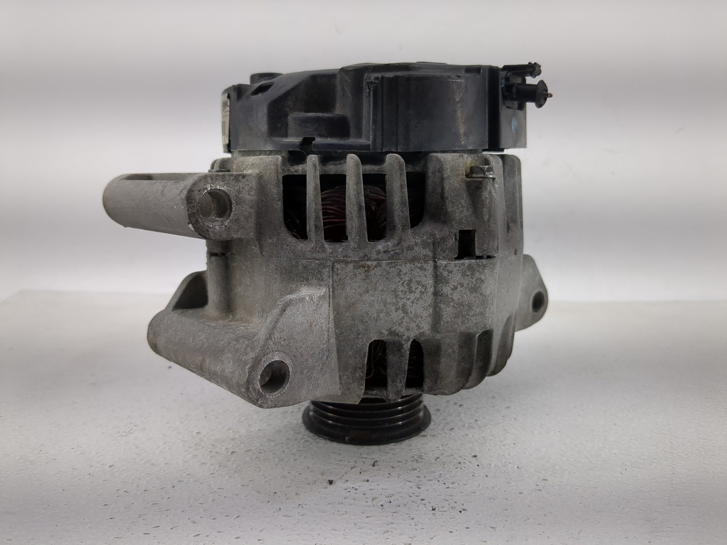 2010-2017 Gmc Terrain Alternator Replacement Generator Charging Assembly Engine OEM P/N:TG12C174 2620360 B Fits OEM Used Aut