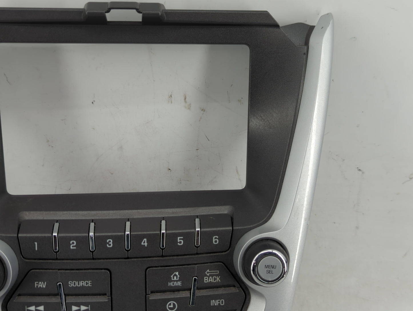 2016 Gmc Terrain Radio AM FM Cd Player Receiver Replacement P/N:90025-818 Fits OEM Used Auto Parts - Oemusedautoparts1.com