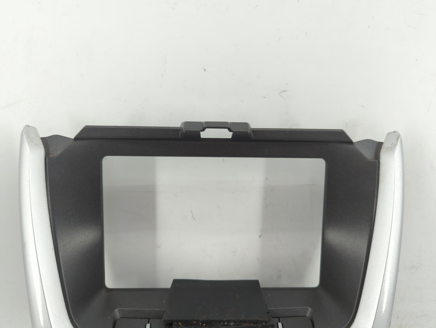 2016 Gmc Terrain Radio AM FM Cd Player Receiver Replacement P/N:23334979 Fits OEM Used Auto Parts - Oemusedautoparts1.com