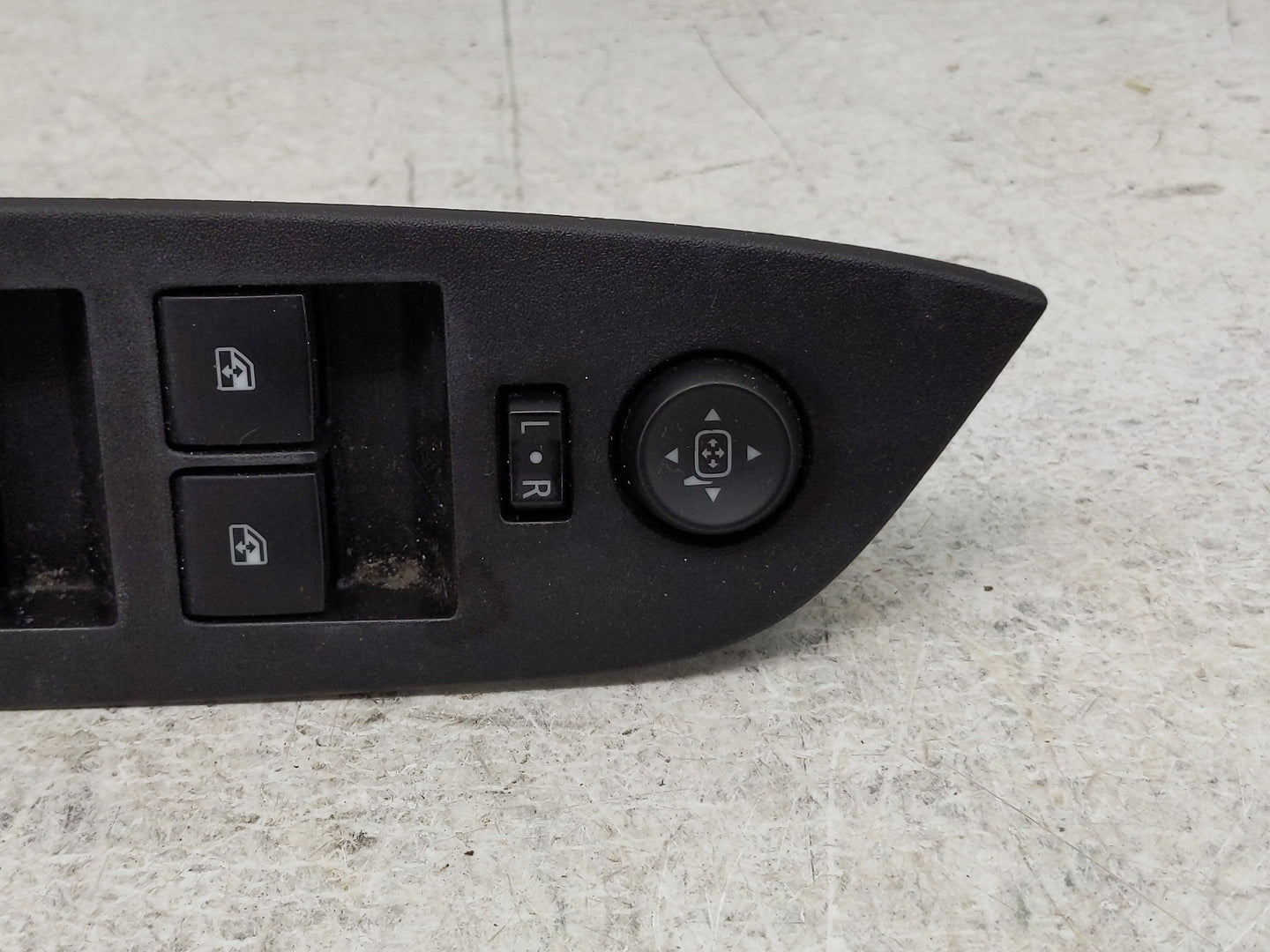 2010-2017 Gmc Terrain Master Power Window Switch Replacement Driver Side Left P/N:20917598 Fits OEM Used Auto Parts - Oemuse
