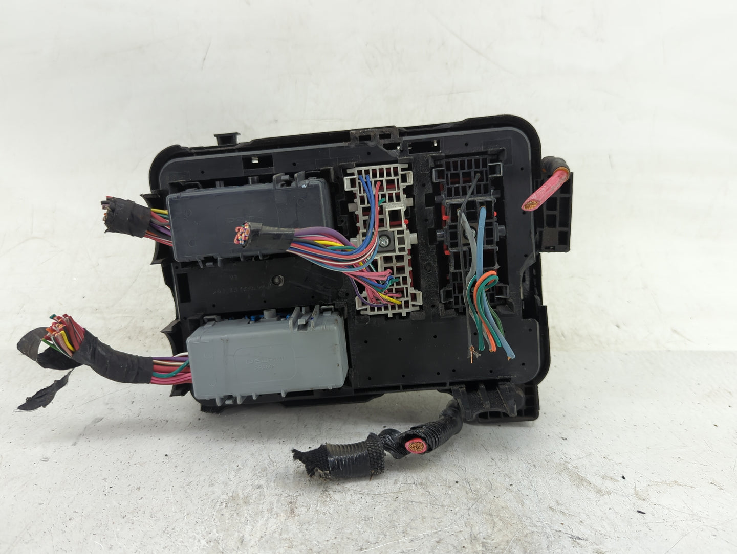 2016-2017 Gmc Terrain Fusebox Fuse Box Panel Relay Module Fits Fits 2016 2017 OEM Used Auto Parts - Oemusedautoparts1.com