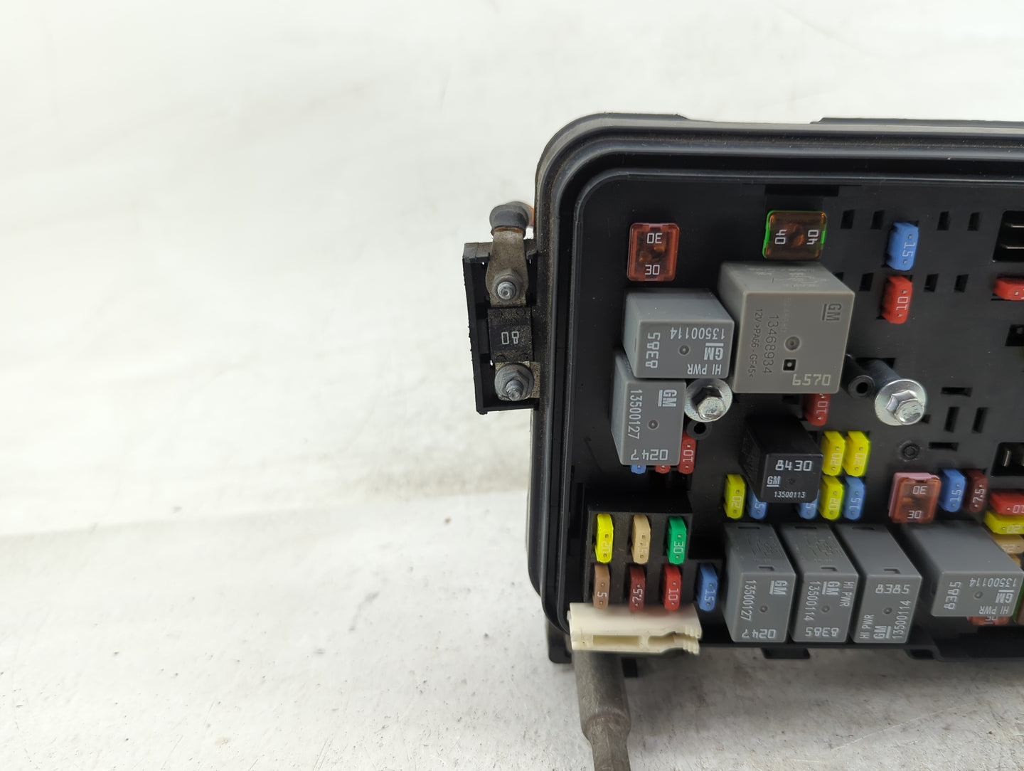2016-2017 Gmc Terrain Fusebox Fuse Box Panel Relay Module Fits Fits 2016 2017 OEM Used Auto Parts - Oemusedautoparts1.com