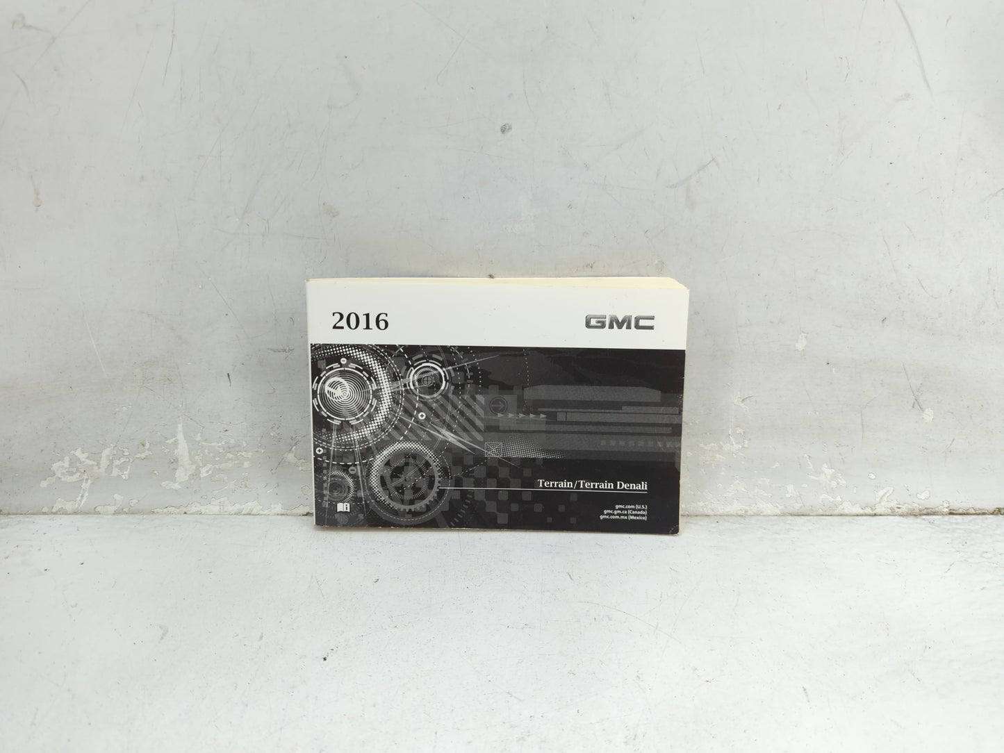 2016 Gmc Terrain Owners Manual Book Guide P/N:23462385 B OEM Used Auto Parts - Oemusedautoparts1.com