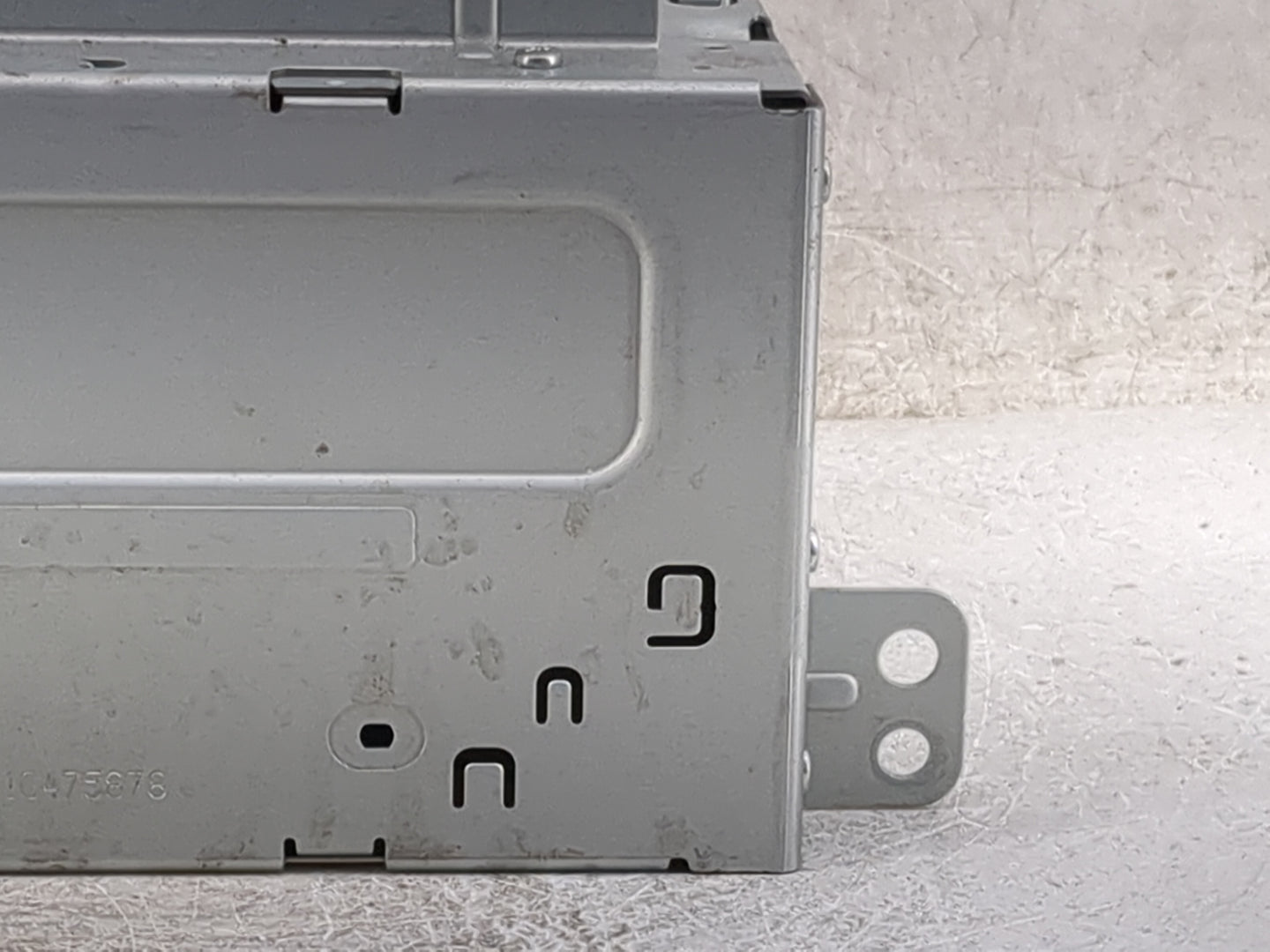 2016 Gmc Terrain Radio AM FM Cd Player Receiver Replacement P/N:84026072 Fits OEM Used Auto Parts - Oemusedautoparts1.com
