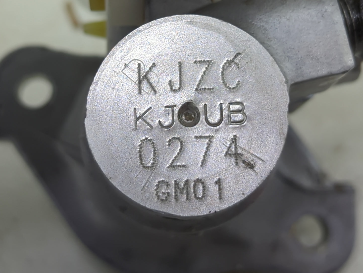 2011-2017 Gmc Terrain Brake Master Cylinder 1490182 - Oemusedautoparts1.com