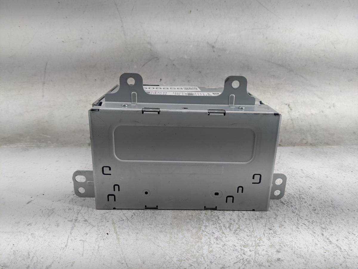 2016-2017 Gmc Terrain Radio AM FM Cd Player Receiver Replacement P/N:84026072 Fits 2016 2017 OEM Used Auto Parts - Oemusedau