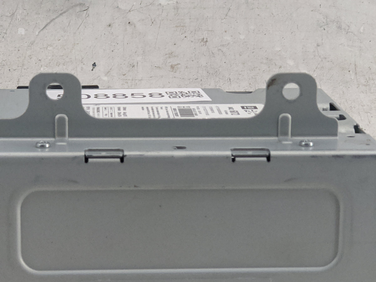 2016-2017 Gmc Terrain Radio AM FM Cd Player Receiver Replacement P/N:84026072 Fits 2016 2017 OEM Used Auto Parts - Oemusedau