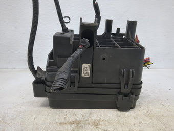 compare product 2016-2017 Gmc Terrain Fusebox Fuse Box Panel Relay Module P/N:23404556 Fits Fits 2016 2017 OEM Used Auto Parts