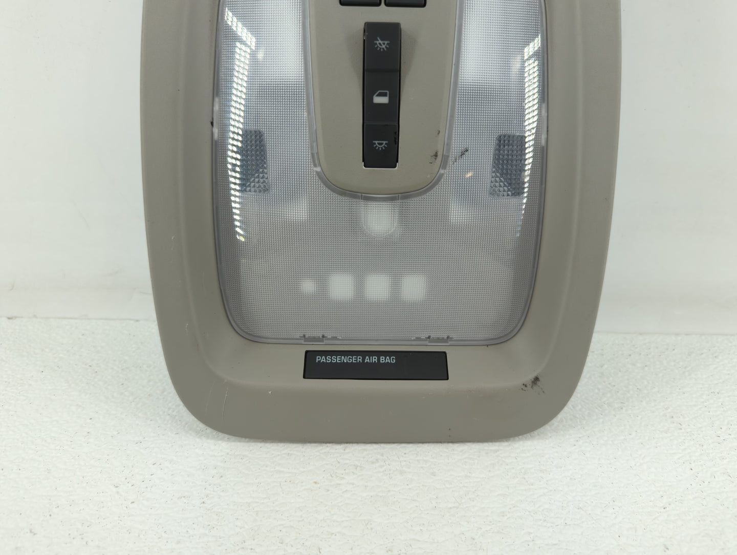 2016-2016 Gmc Terrain Overhead Roof Console Interior Dome Light Grey - Oemusedautoparts1.com