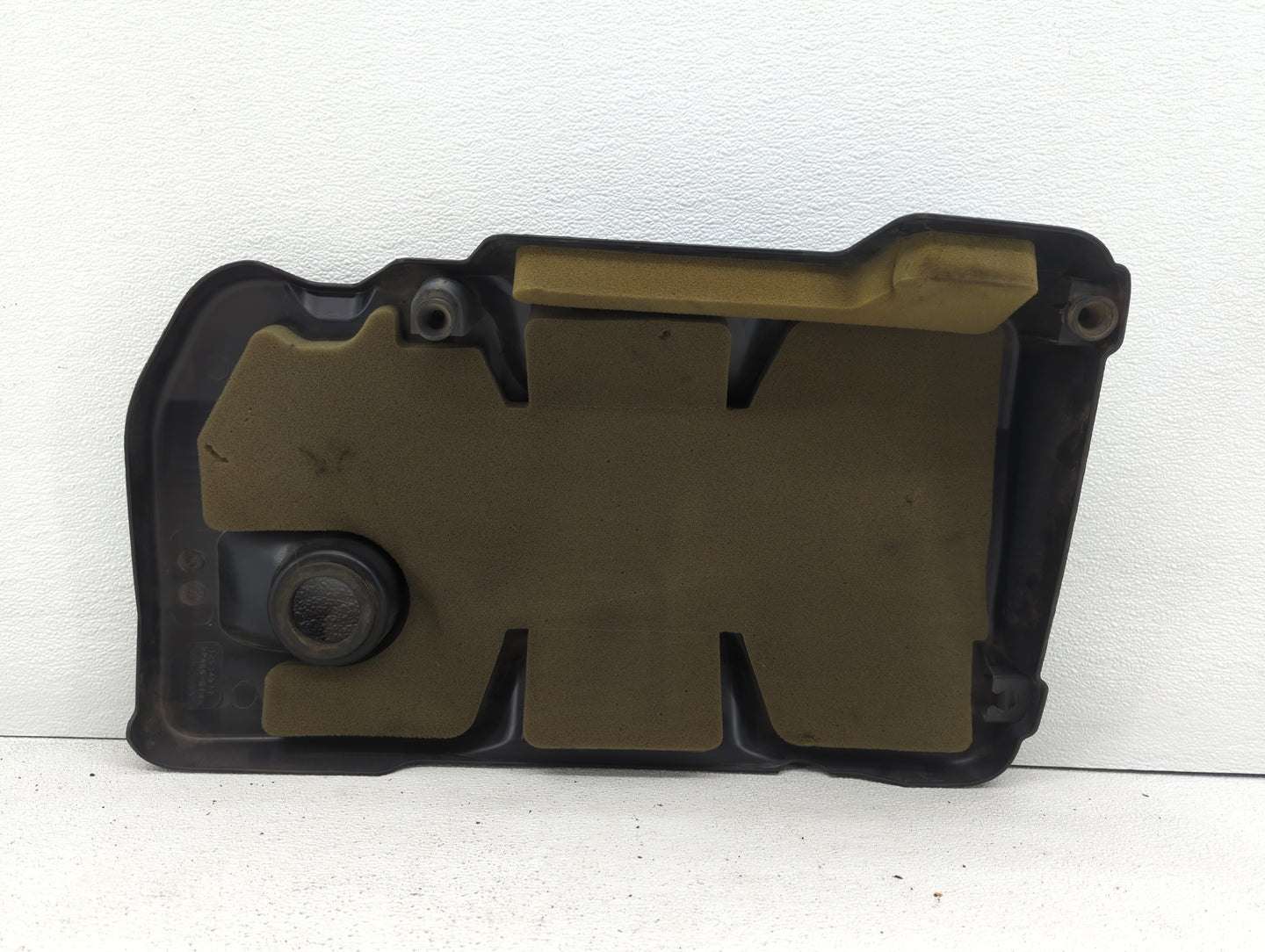 2016 Gmc Terrain Engine Cover - Oemusedautoparts1.com