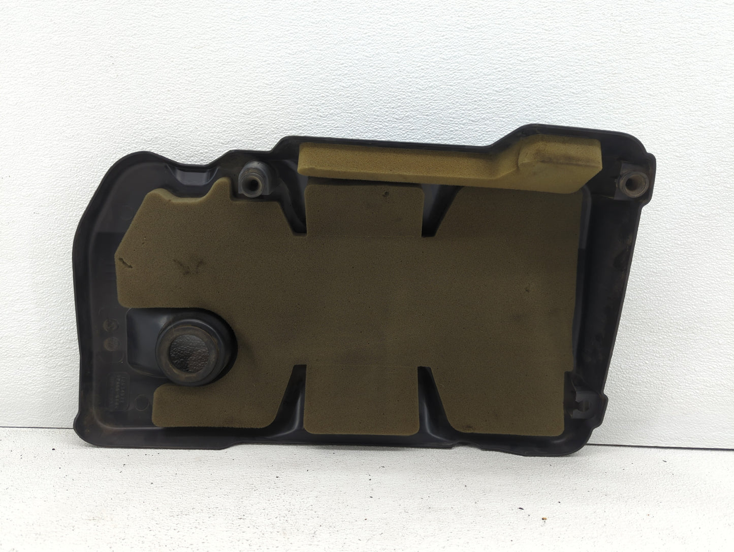 2016 Gmc Terrain Engine Cover - Oemusedautoparts1.com