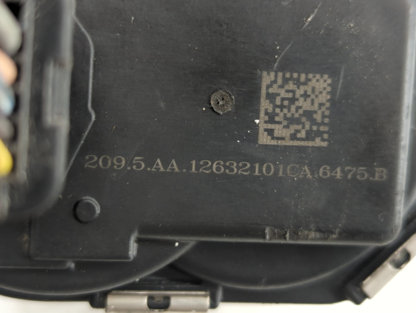 2016-2017 Gmc Terrain Throttle Body P/N:12669146AA 12632101CA, 12670834AA Fits Fits 2016 2017 OEM Used Auto Parts - Oemuseda