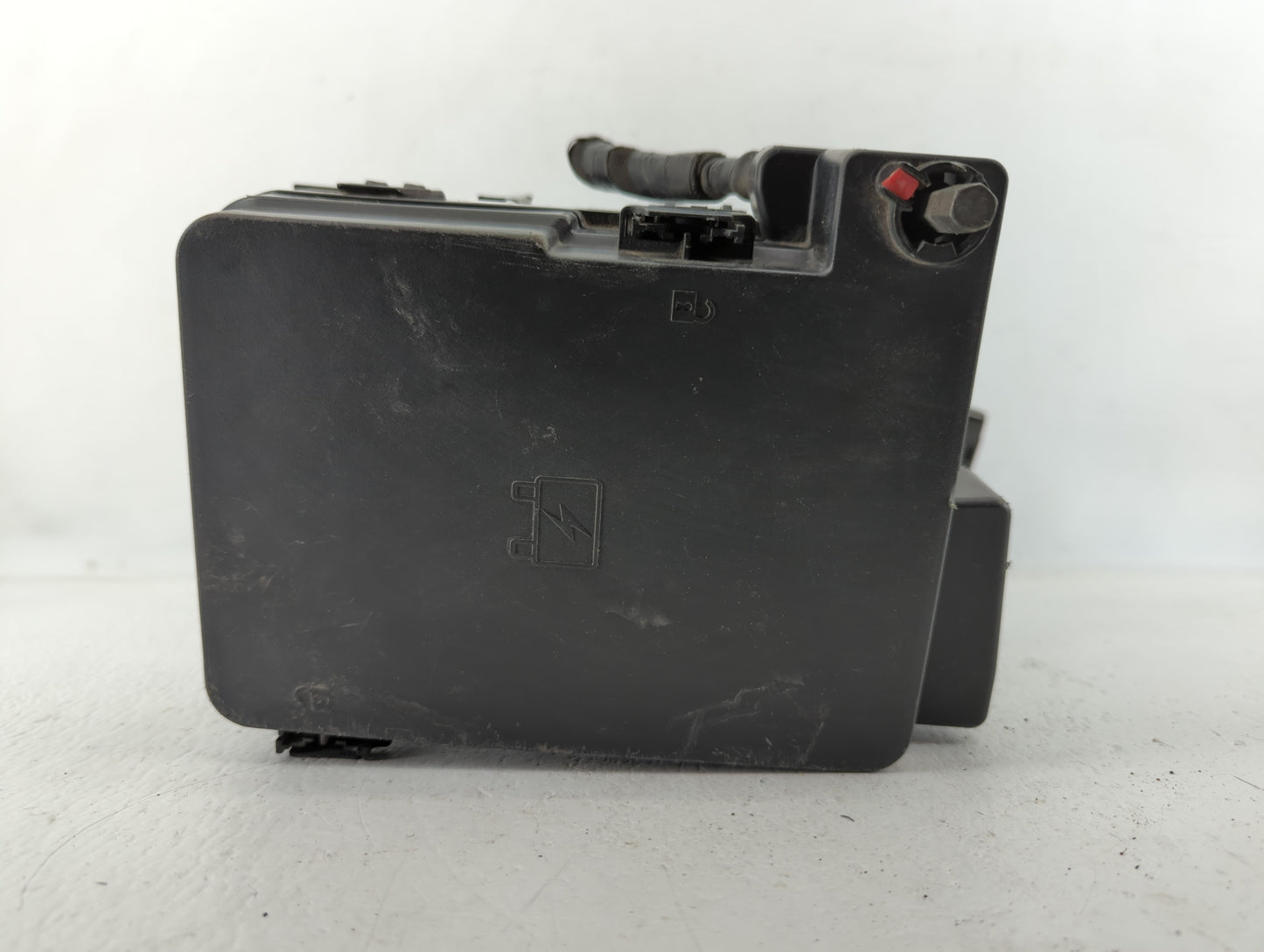 2016-2017 Gmc Terrain Fusebox Fuse Box Panel Relay Module P/N:23404556 01 Fits Fits 2016 2017 OEM Used Auto Parts - Oemuseda