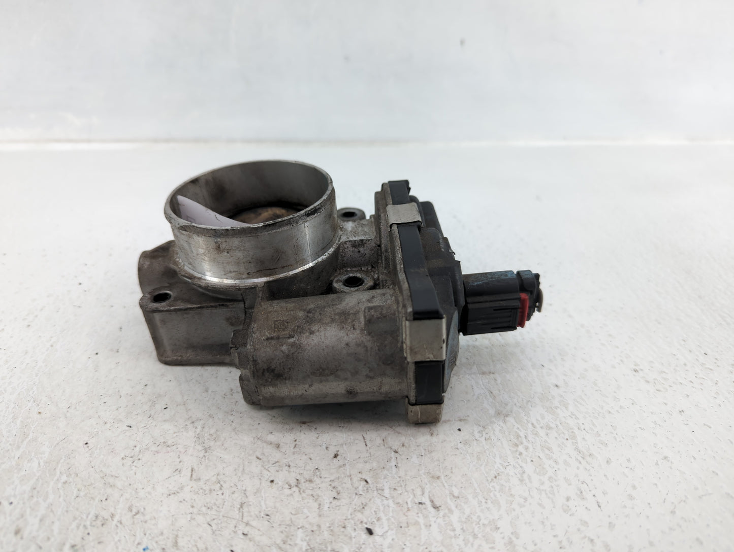 2016-2017 Gmc Terrain Throttle Body P/N:12670834AA Fits Fits 2016 2017 OEM Used Auto Parts - Oemusedautoparts1.com