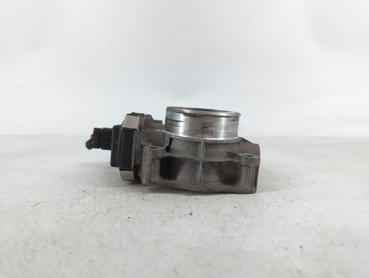 2016-2017 Gmc Terrain Throttle Body P/N:12669146AA Fits Fits 2016 2017 OEM Used Auto Parts - Oemusedautoparts1.com