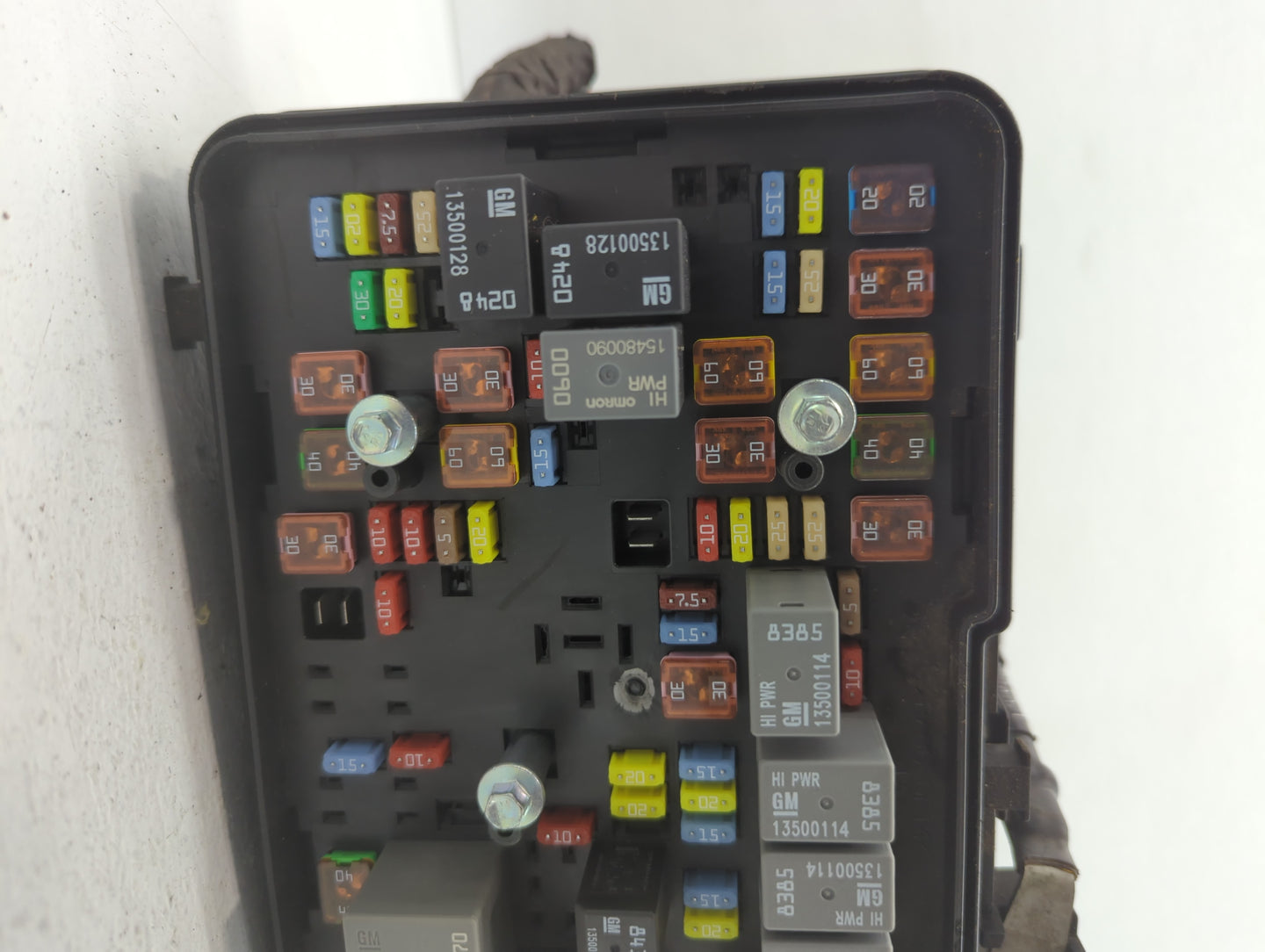 2016-2017 Gmc Terrain Fusebox Fuse Box Panel Relay Module P/N:22922727 Fits Fits 2016 2017 OEM Used Auto Parts - Oemusedauto