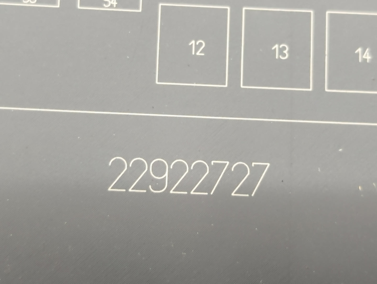 2016-2017 Gmc Terrain Fusebox Fuse Box Panel Relay Module P/N:22922727 Fits Fits 2016 2017 OEM Used Auto Parts - Oemusedauto