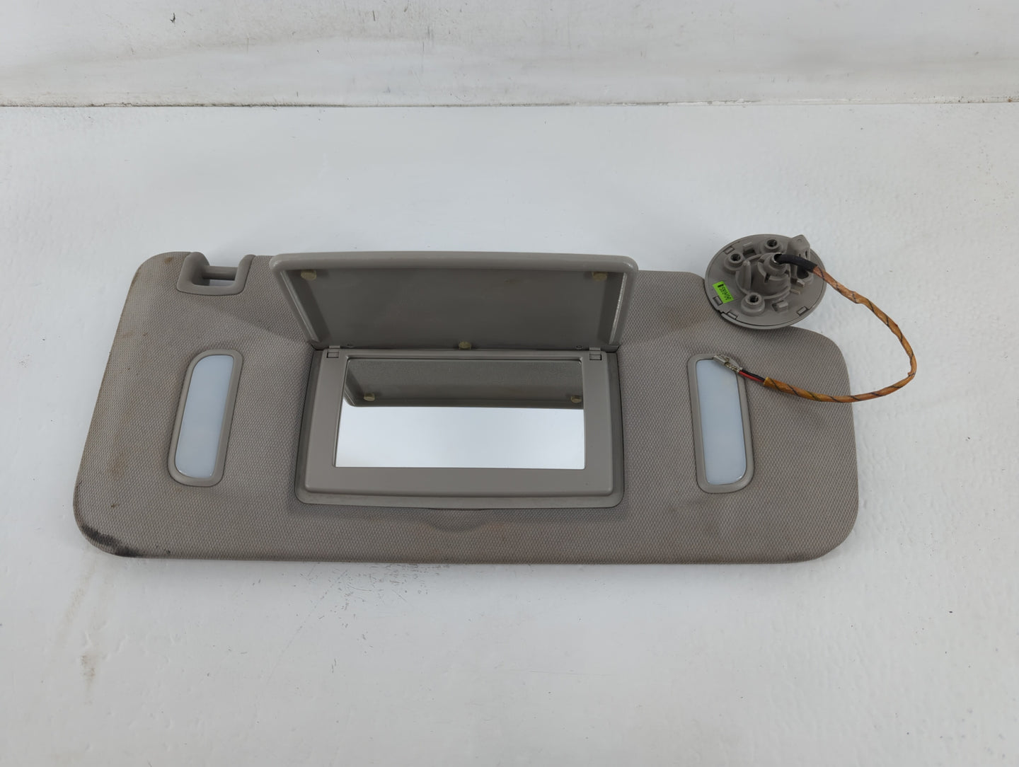 2010-2017 Gmc Terrain Sun Visor Shade Replacement Passenger Right Mirror Fits Fits 2010 2011 2012 2013 2014 2015 2016 2017 O