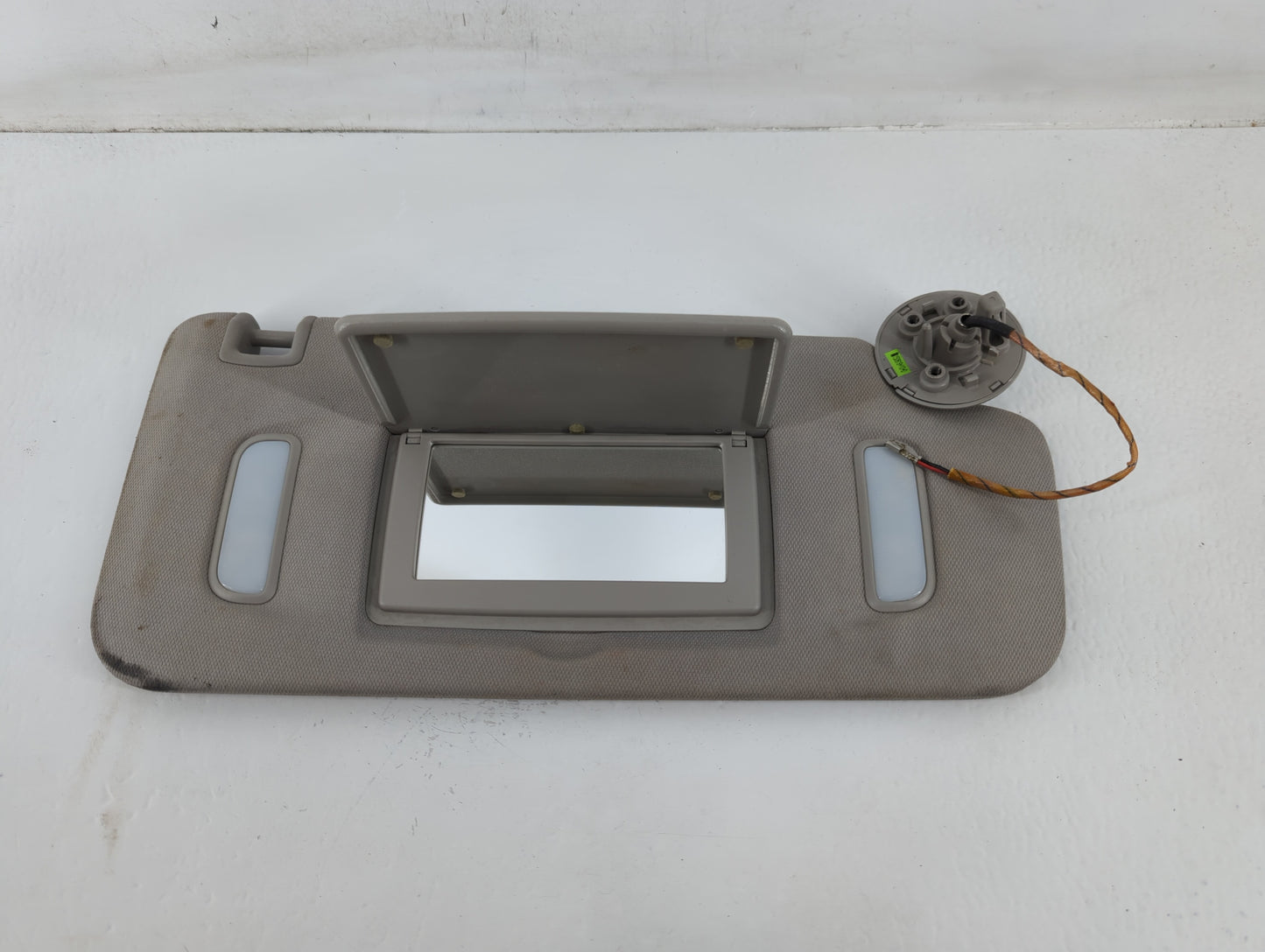 2010-2017 Gmc Terrain Sun Visor Shade Replacement Passenger Right Mirror Fits Fits 2010 2011 2012 2013 2014 2015 2016 2017 O