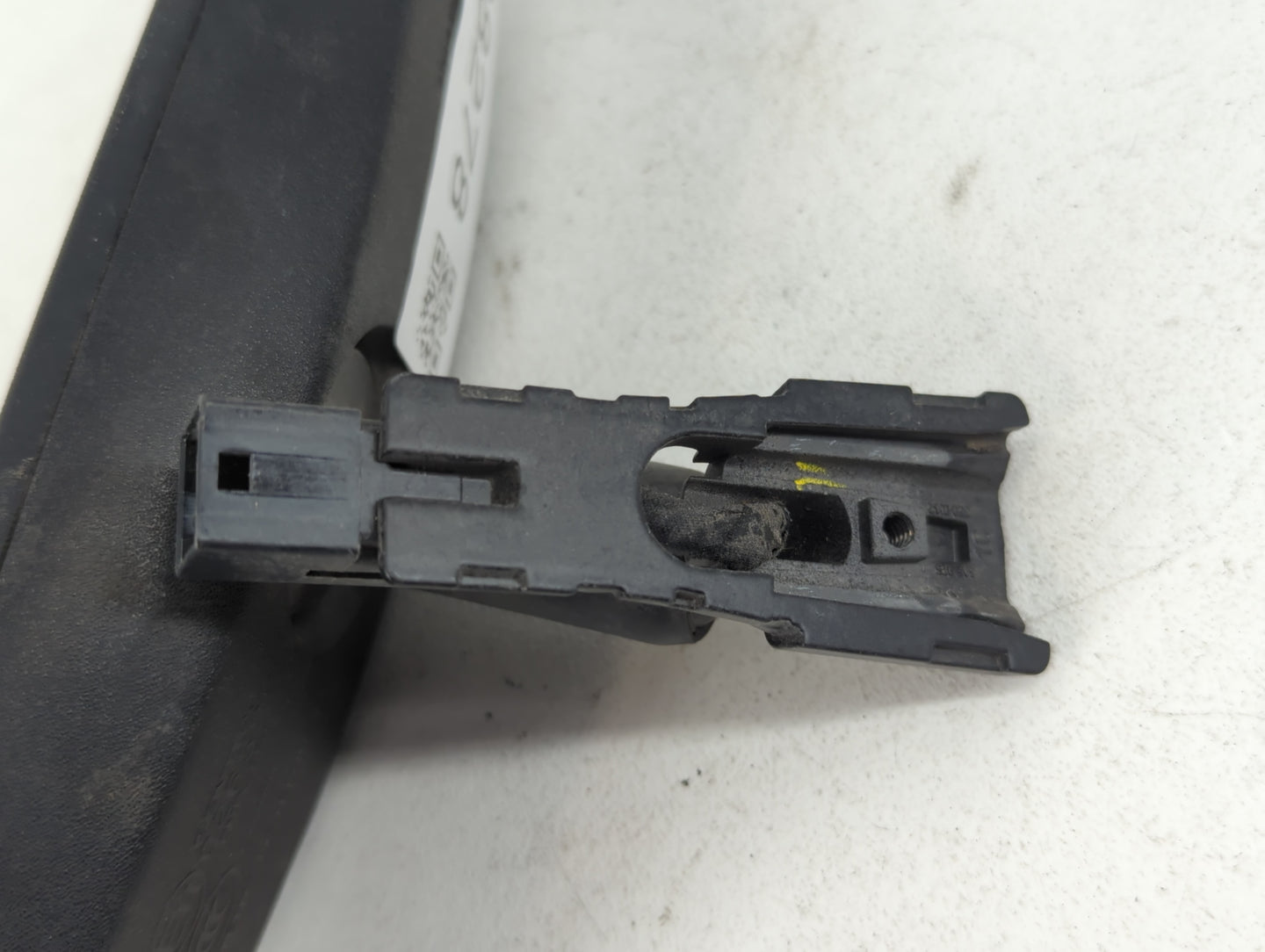 2010-2017 Gmc Terrain Interior Rear View Mirror Replacement OEM P/N:IE026538 Fits OEM Used Auto Parts - Oemusedautoparts1.co