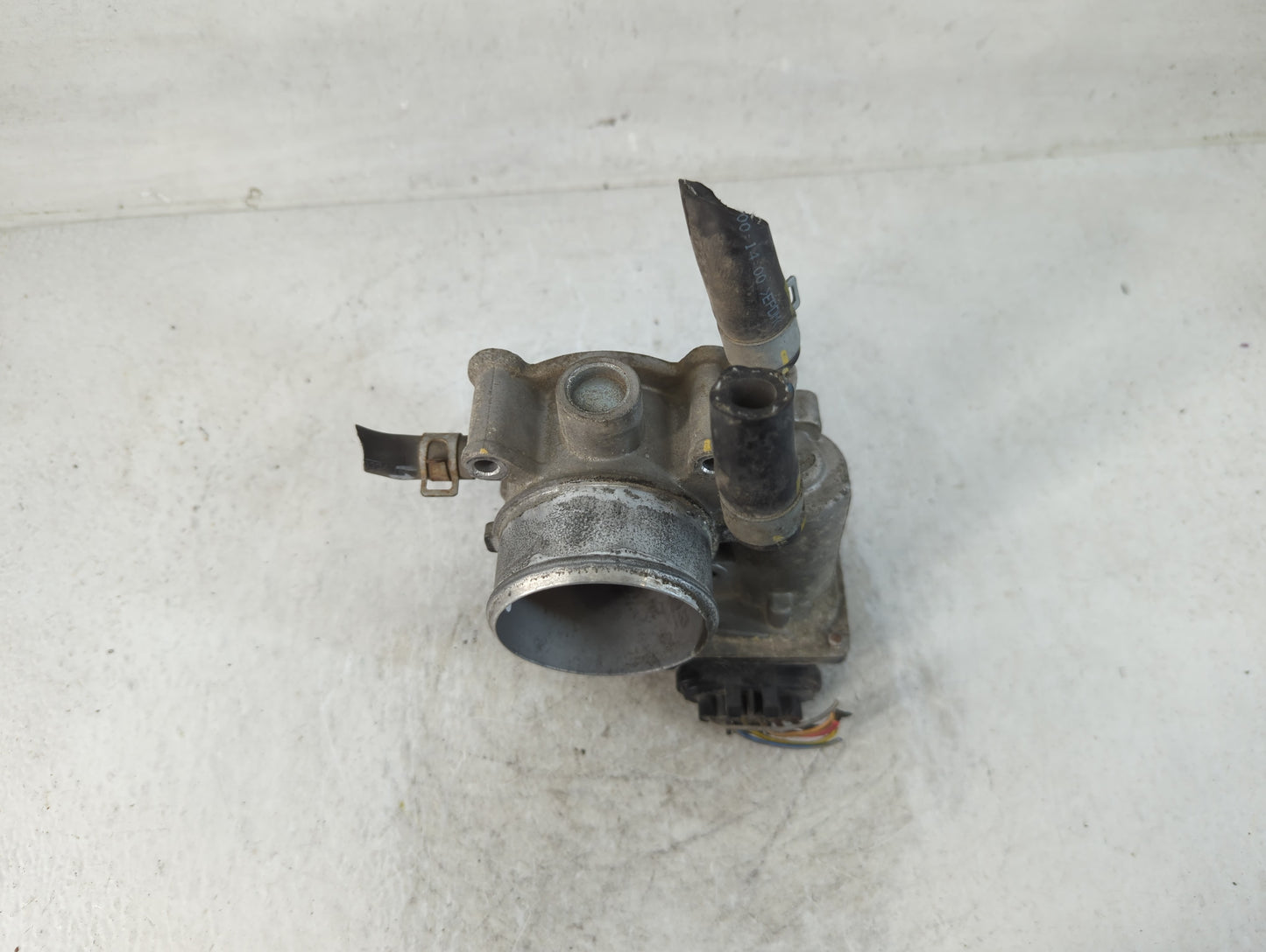 2013-2017 Gmc Terrain Throttle Body P/N:35100-2B340 Fits Fits 2012 2013 2014 2015 2016 2017 2018 2019 2020 2021 2022 OEM Use