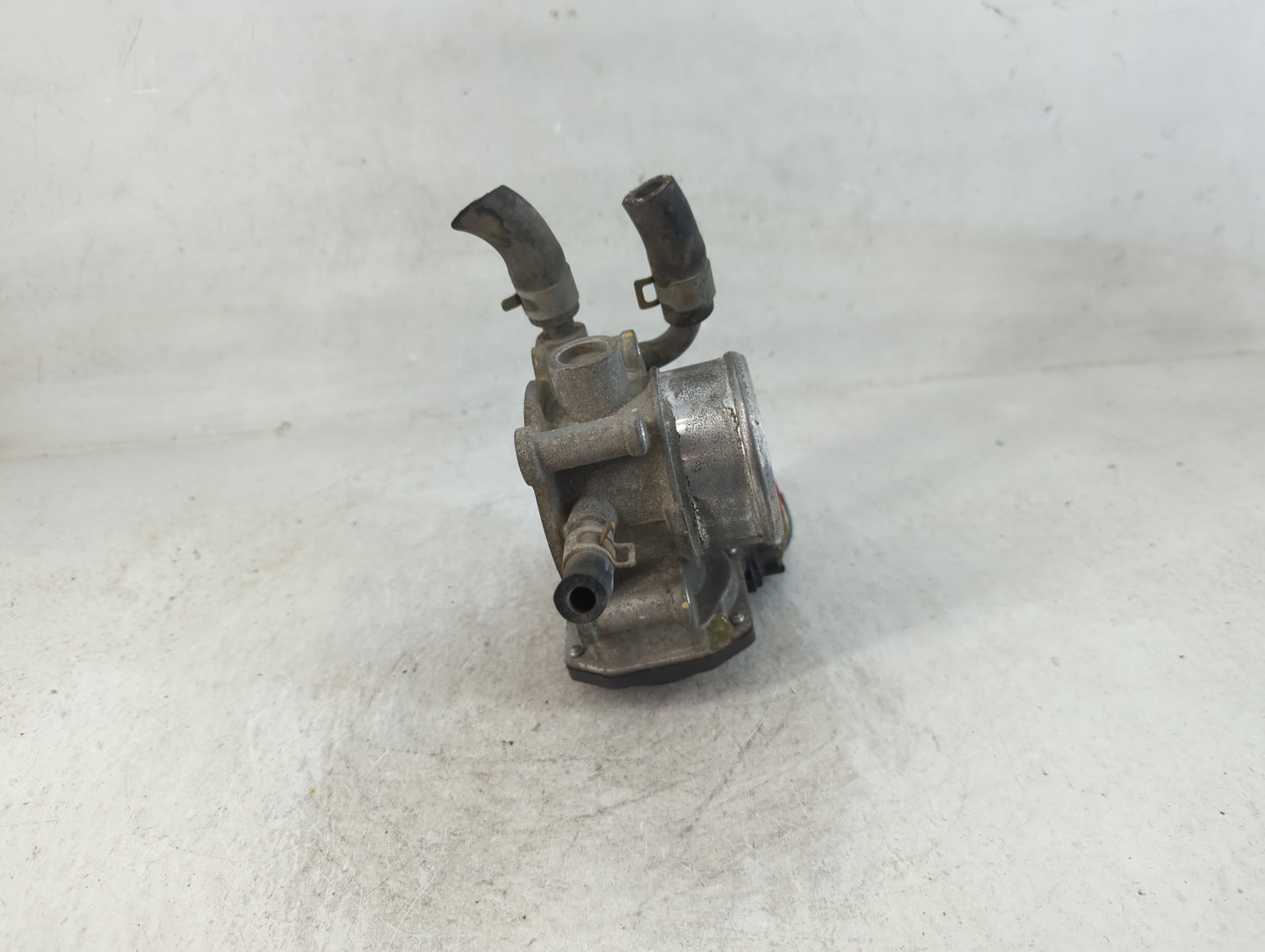 2013-2017 Gmc Terrain Throttle Body P/N:35100-2B340 Fits Fits 2012 2013 2014 2015 2016 2017 2018 2019 2020 2021 2022 OEM Use