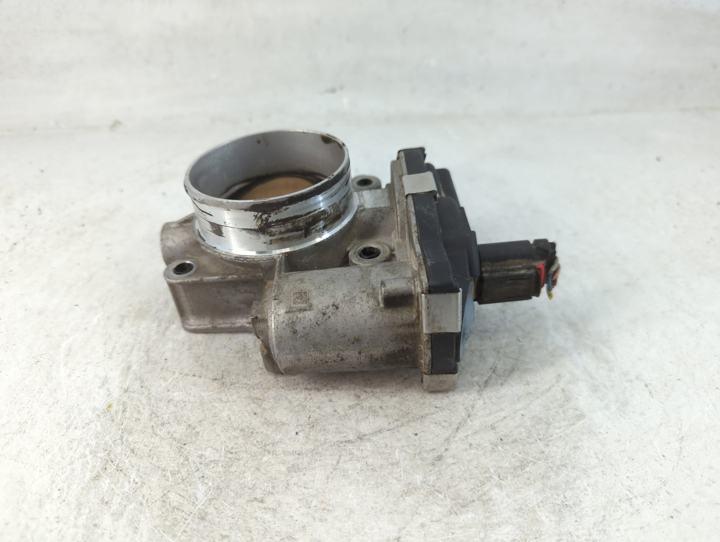 2016-2017 Gmc Terrain Throttle Body P/N:12669146AA Fits Fits 2016 2017 OEM Used Auto Parts - Oemusedautoparts1.com