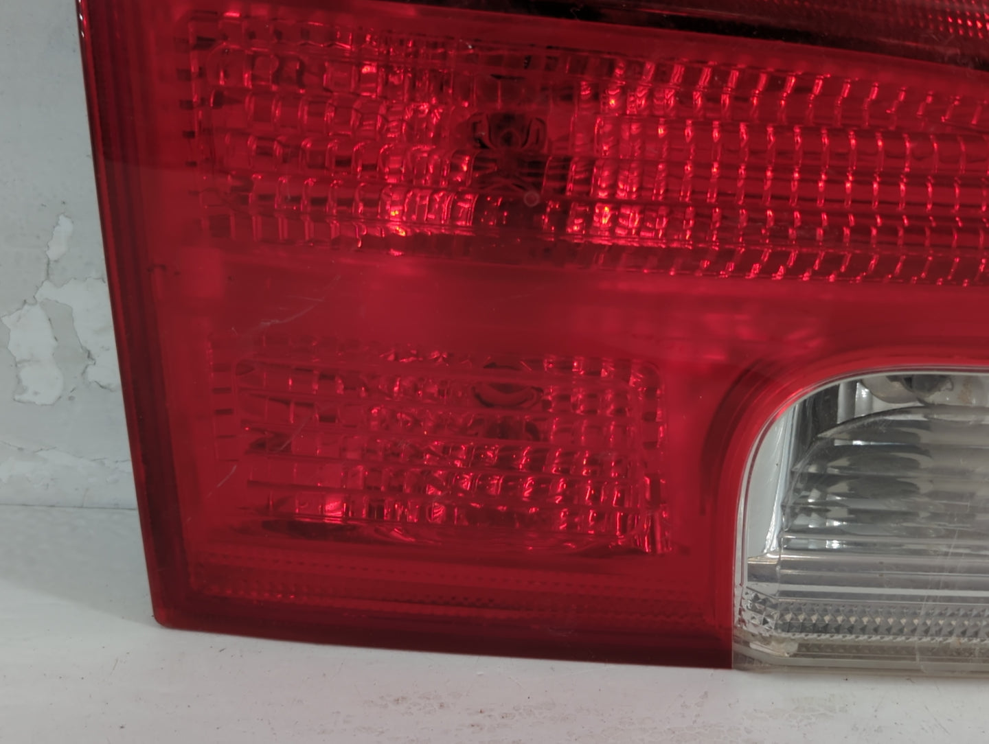 2013-2017 Gmc Terrain Tail Light Assembly Passenger Right OEM Fits Fits 2013 2014 2015 2016 2017 OEM Used Auto Parts - Oemus