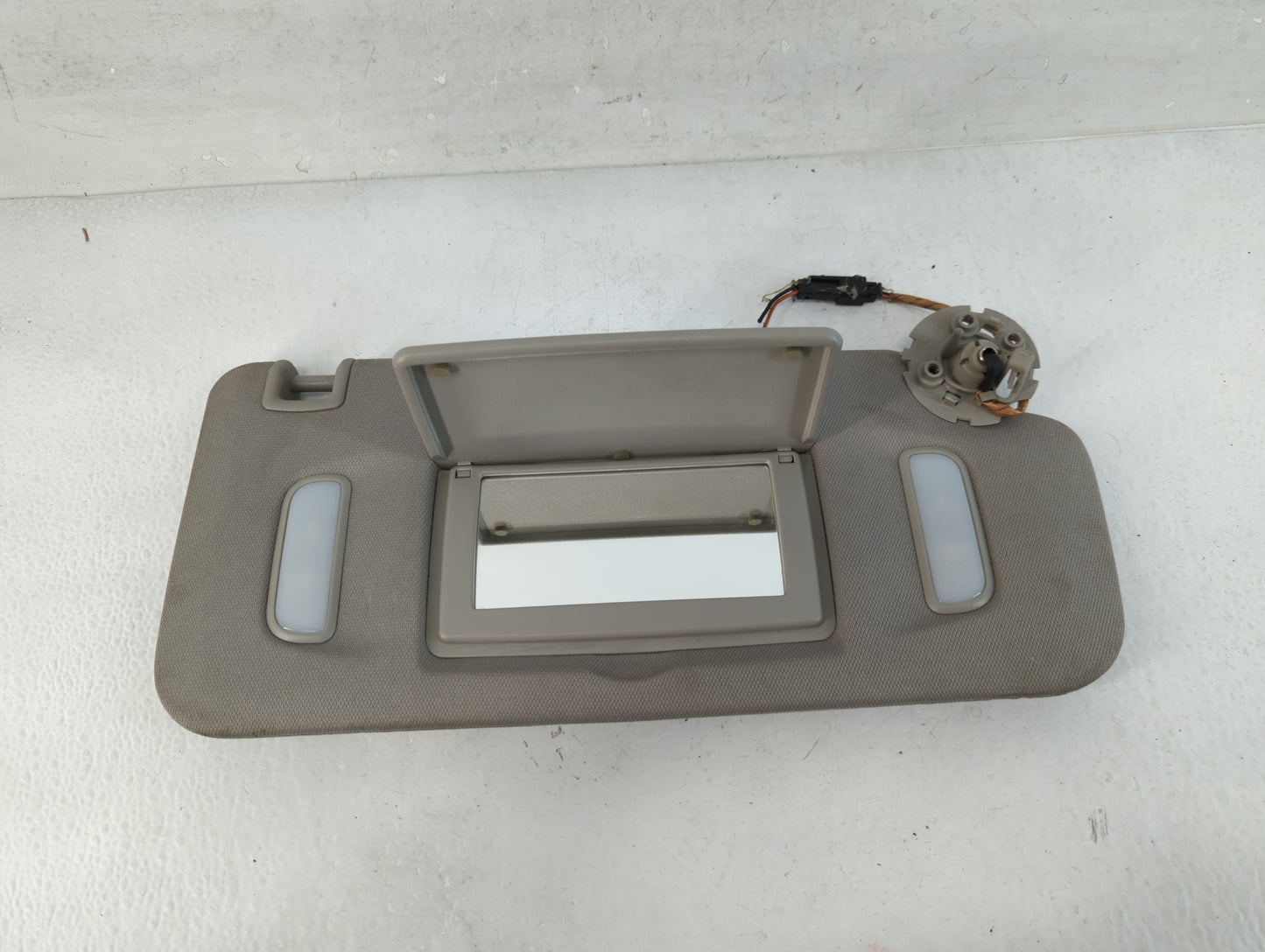 2010-2017 Gmc Terrain Sun Visor Shade Replacement Passenger Right Mirror Fits Fits 2010 2011 2012 2013 2014 2015 2016 2017 O