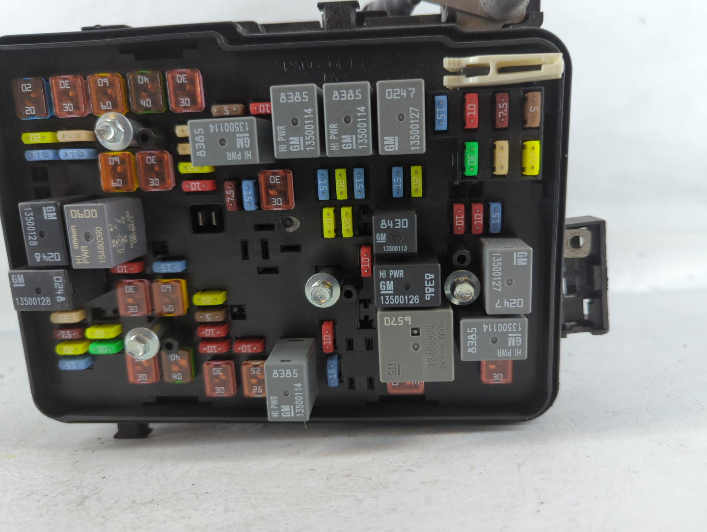 2016 Gmc Terrain Fusebox Fuse Box Panel Relay Module P/N:23404555_01 Fits OEM Used Auto Parts - Oemusedautoparts1.com