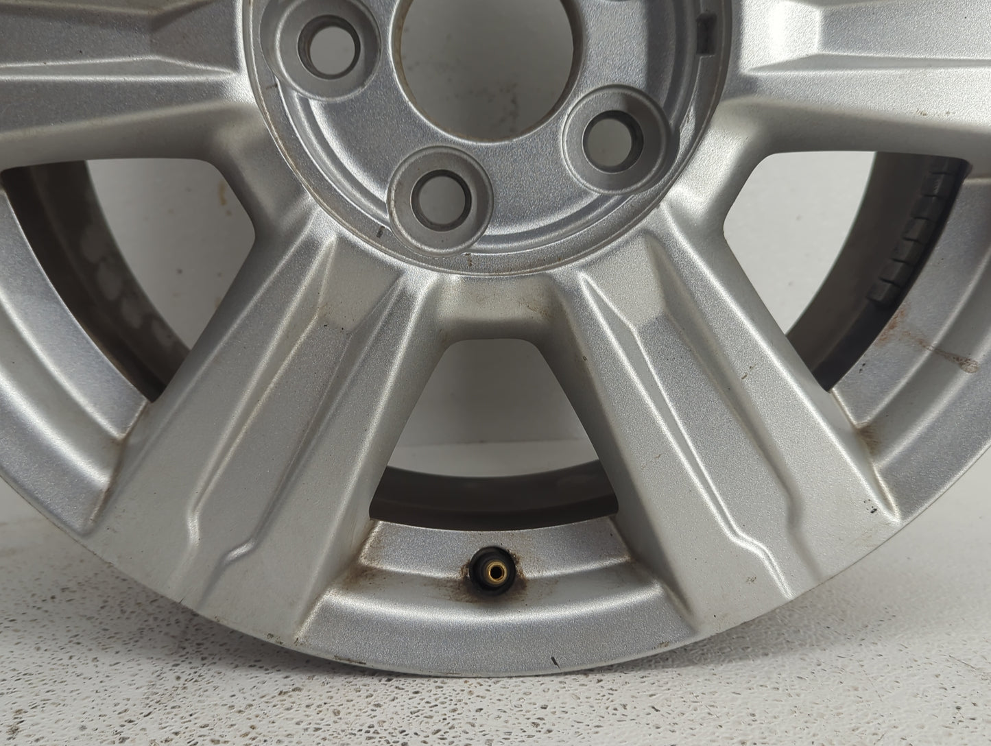 2014-2017 Gmc Terrain Oem Wheel Rim 847983 - Oemusedautoparts1.com