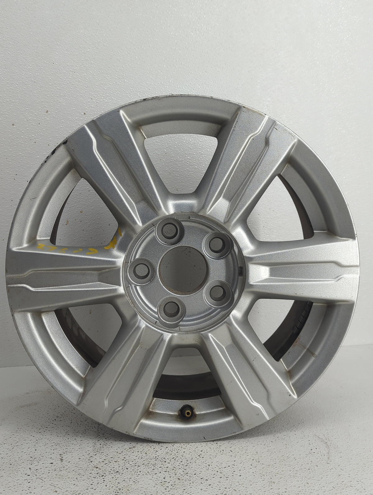 2014-2017 Gmc Terrain Oem Wheel Rim 847983 - Oemusedautoparts1.com