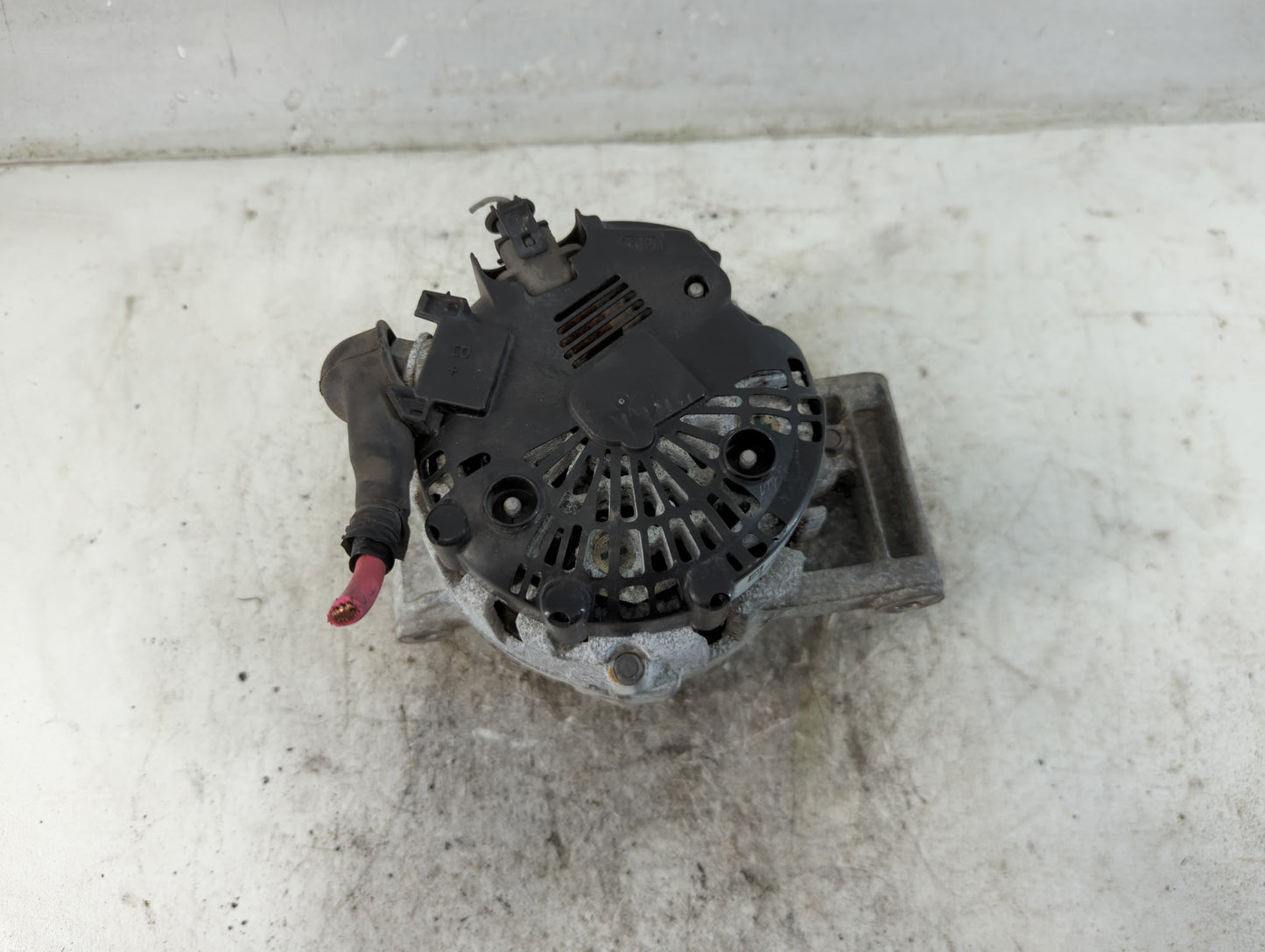 2010-2017 Gmc Terrain Alternator Replacement Generator Charging Assembly Engine OEM P/N:13588328 Fits OEM Used Auto Parts - 