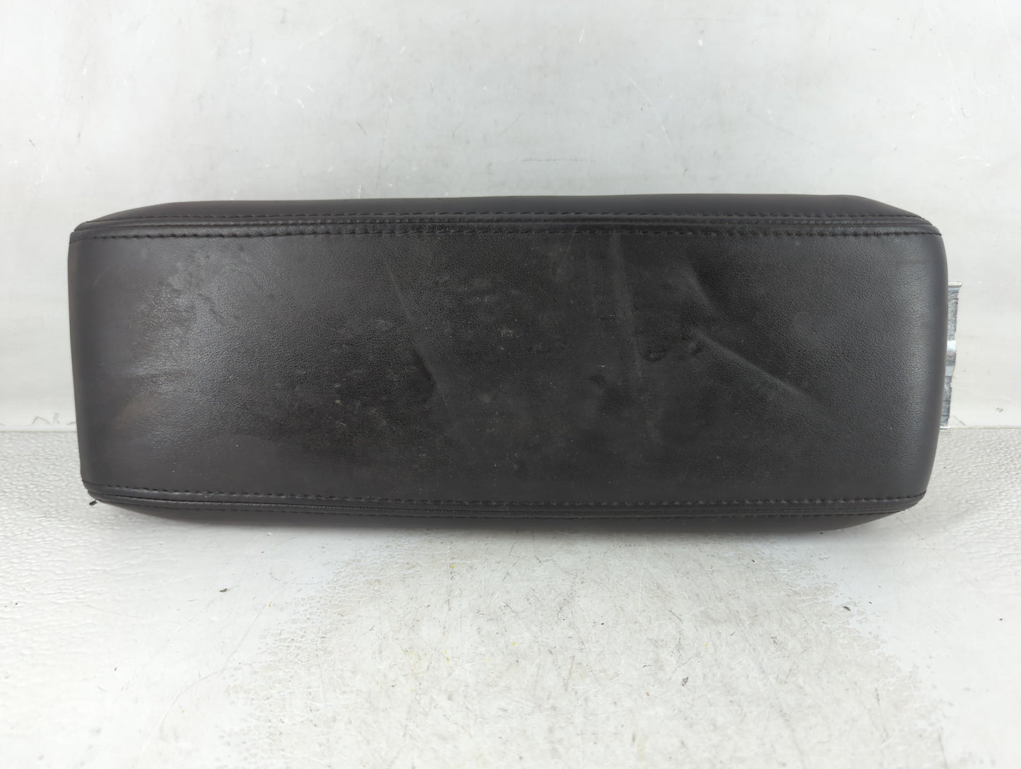 2016 Gmc Terrain Center Console Armrest Cover Lid Fits OEM Used Auto Parts - Oemusedautoparts1.com