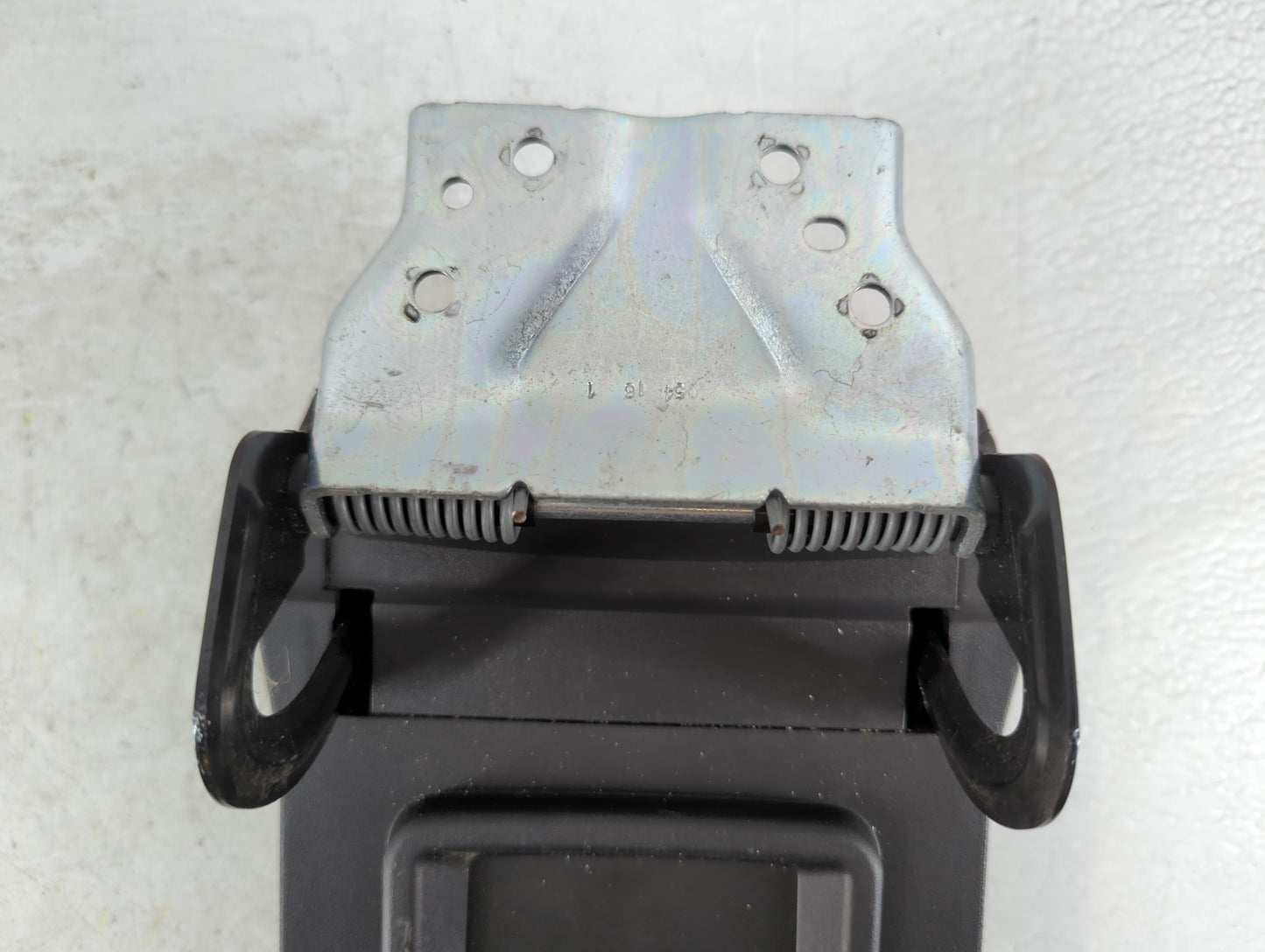 2016 Gmc Terrain Center Console Armrest Cover Lid Fits OEM Used Auto Parts - Oemusedautoparts1.com