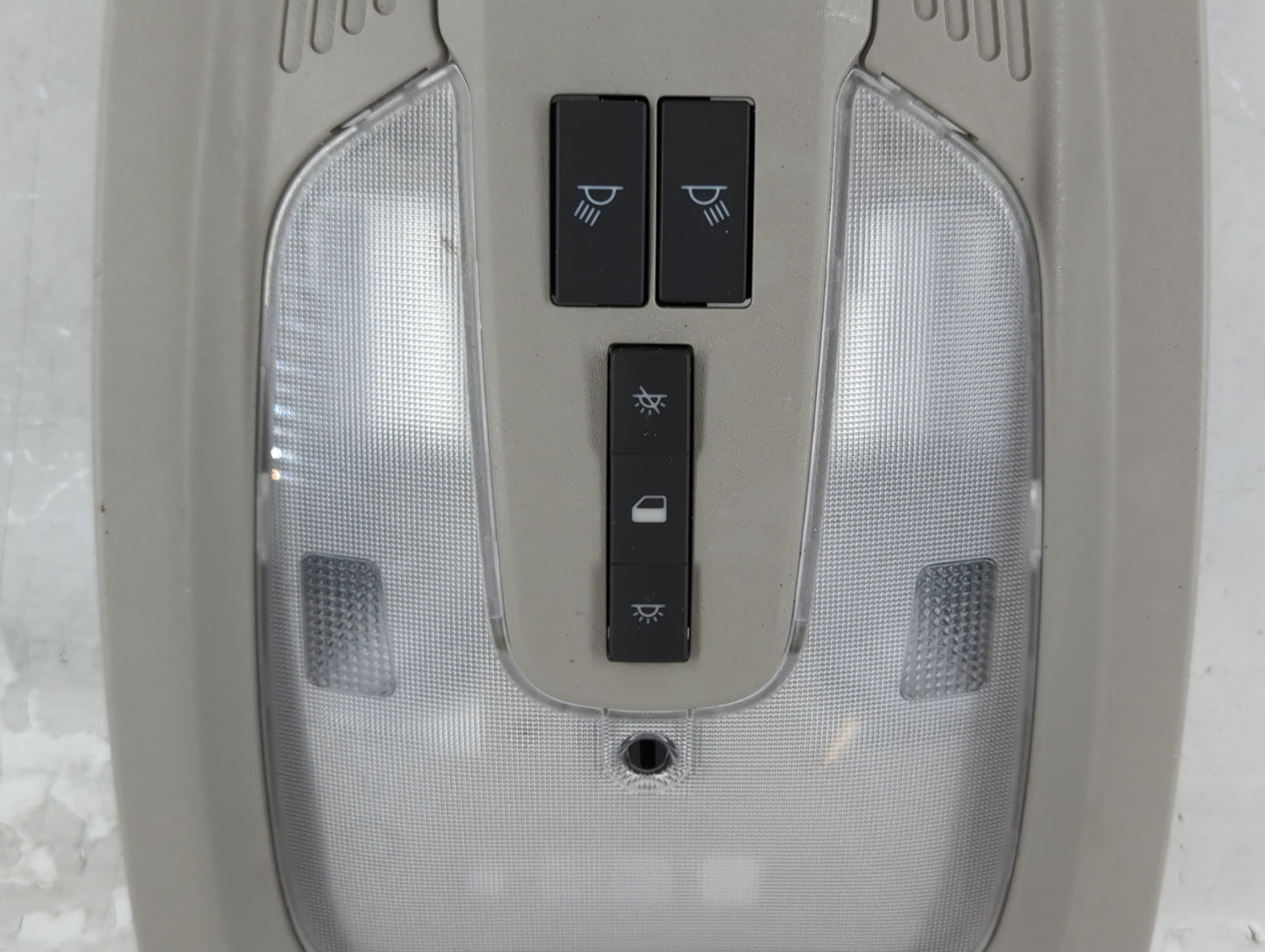 2016 Gmc Terrain Overhead Roof Console Interior Dome Light - Oemusedautoparts1.com