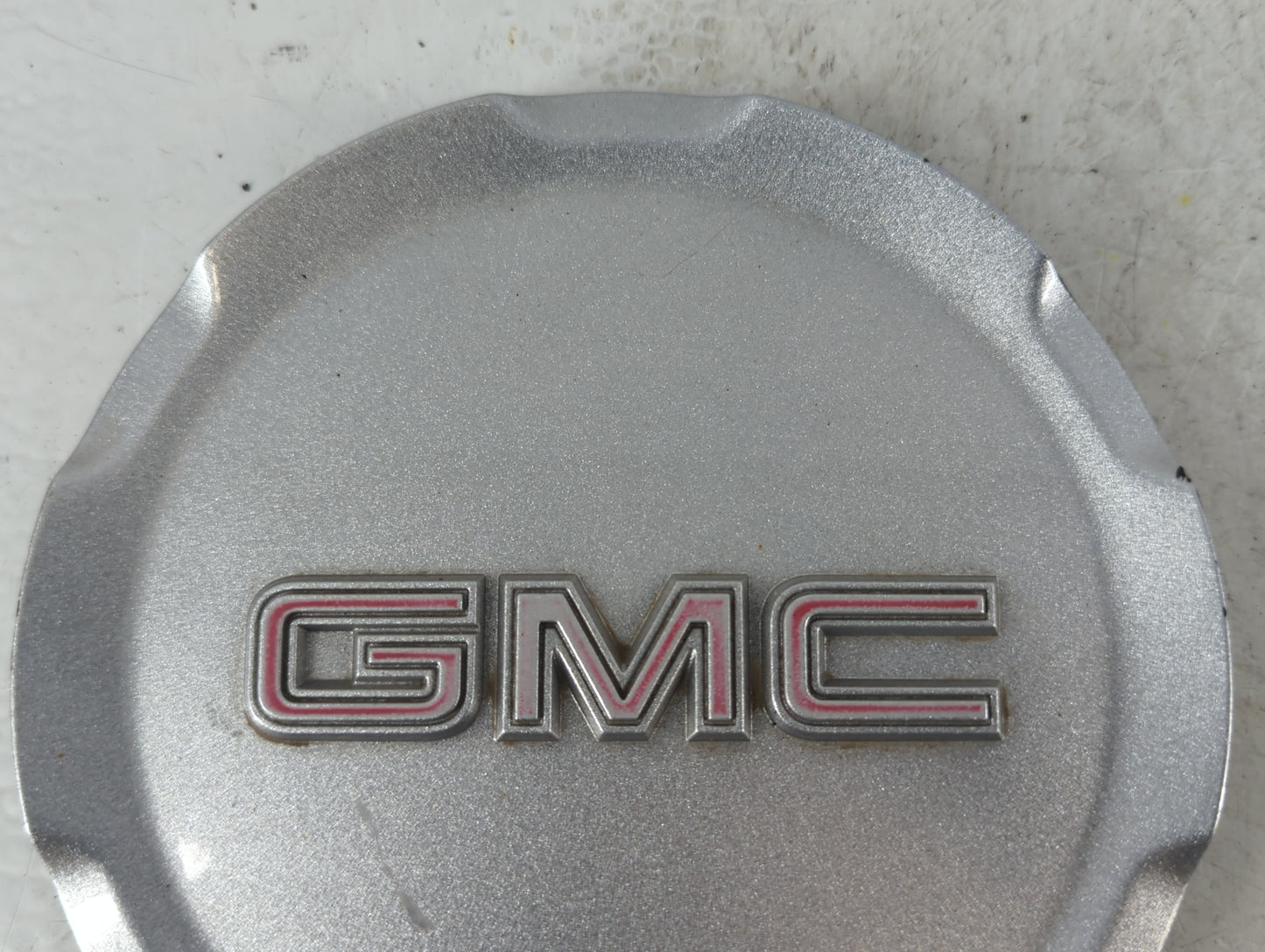 2016 Gmc Terrain Center Cap Oem - Oemusedautoparts1.com