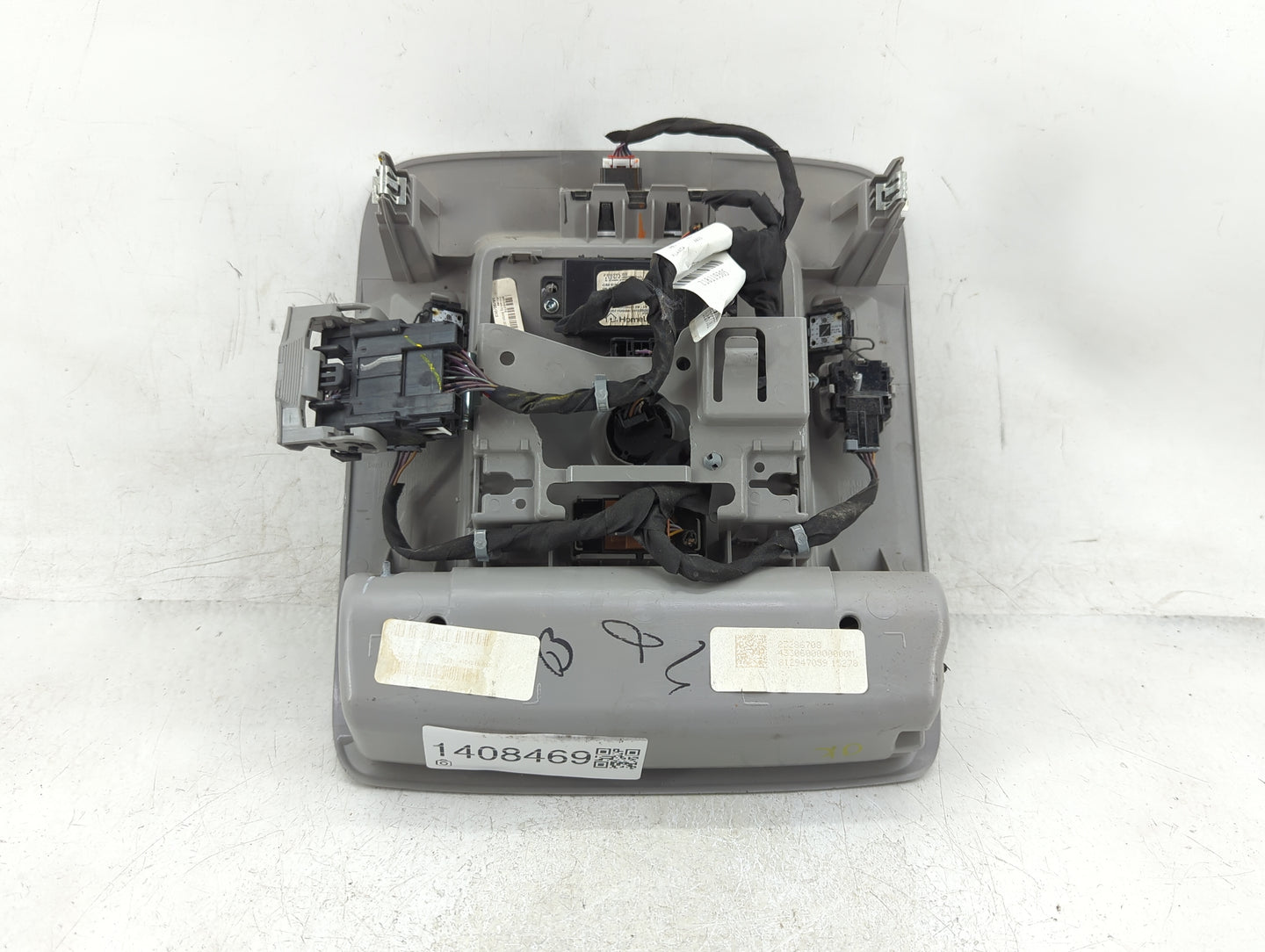 2016 Gmc Yukon Overhead Roof Console - Oemusedautoparts1.com