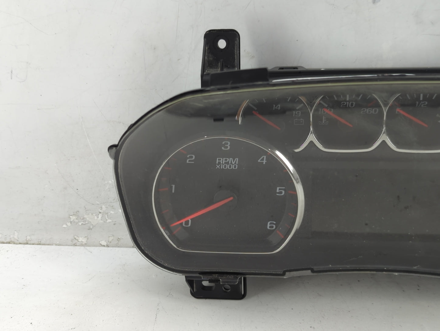2016 Gmc Yukon Instrument Cluster Speedometer Gauges P/N:23391341 Fits OEM Used Auto Parts - Oemusedautoparts1.com