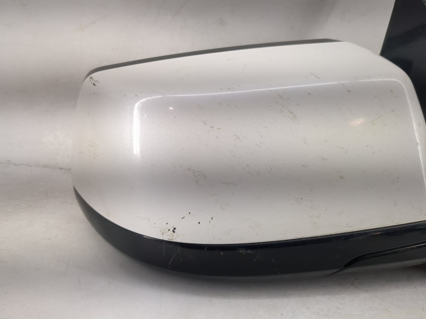 2015-2020 Gmc Yukon Passenger Side View Mirror - Right Door Mirror OEM Used - Oemusedautoparts1.com